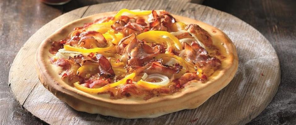 Tante Fanny Frischer Runder Pizzateig extra dick - Bacon Pizza