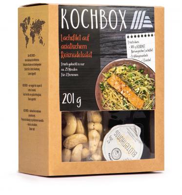 Hofer Kochbox Lachsfilet auf asiatischem Reisnudelsalat