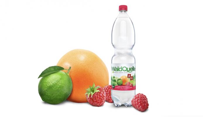 Mit WaldQuelle Grapefruit-Limette-Himbeere setzt das burgenländische Familienwasser einmal mehr auf fruchtig-erfrischenden Geschmack ohne Zucker. 