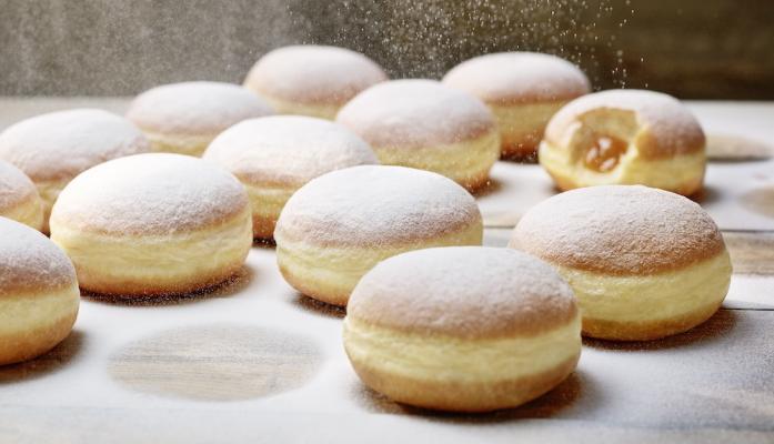 Kuchen-Peter ist Österreichs größter Krapfen-Bäcker.